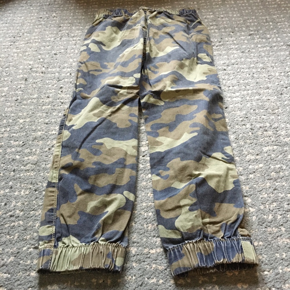 Bundle Boy Jogger Pants Set - Denim, Tan, Camo S Gap - Picture 8 of 16